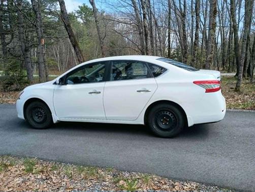 White 2015 Nissan Sentra S
