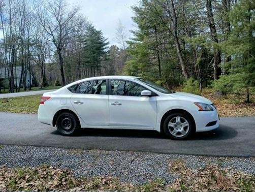 White 2015 Nissan Sentra S