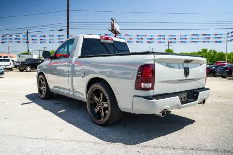 2016 RAM 1500 Sport