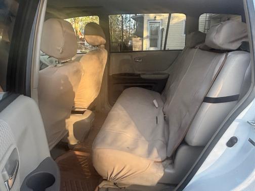 White 2006 Toyota Highlander Limited