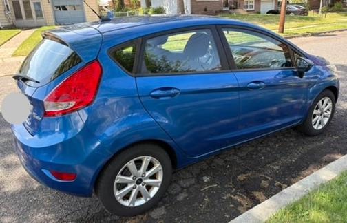 Blue 2011 Ford Fiesta SE