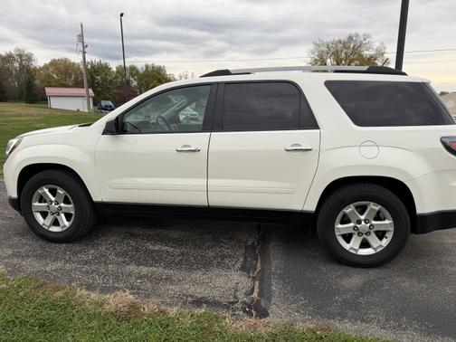 2015 GMC Acadia SLE-2