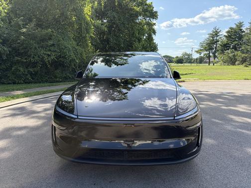 Black 2026 Tesla Model Y Premium RWD