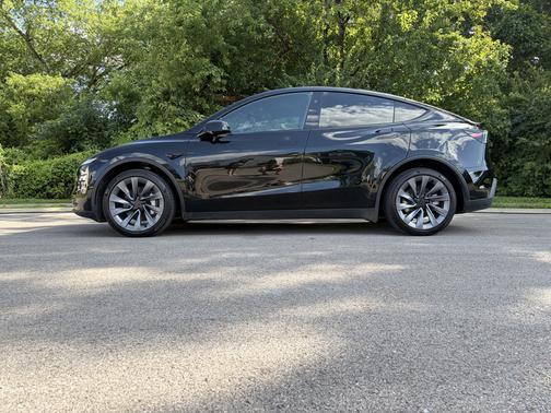 Black 2026 Tesla Model Y Premium RWD