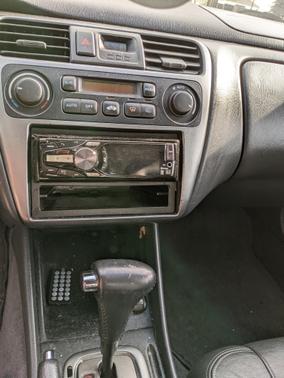 Photo 2 of 4 of 2001 Honda Accord EX-L