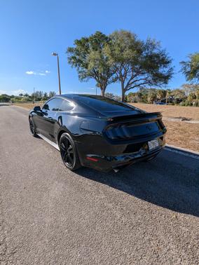 2015 Ford Mustang EcoBoost Premium