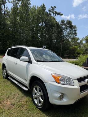 White 2009 Toyota RAV4 Limited