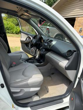 White 2009 Toyota RAV4 Limited