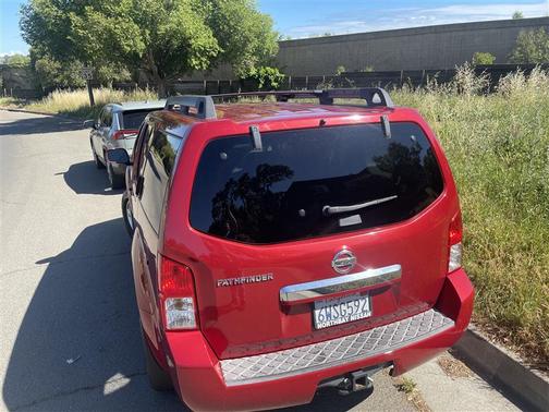 Red 2012 Nissan Pathfinder SV