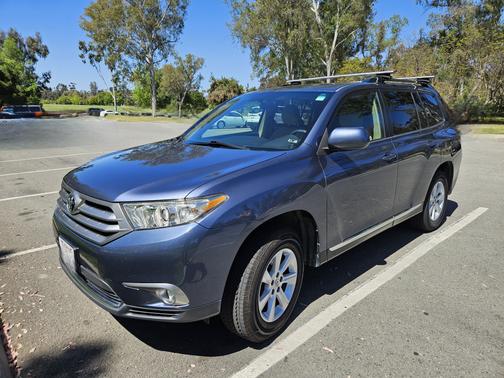 2011 Toyota Highlander SE