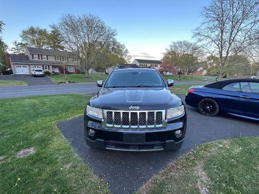 Black 2012 Jeep Grand Cherokee Overland
