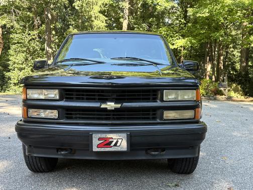 1999 Chevrolet Tahoe Base