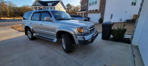 2000 Toyota 4Runner SR5
