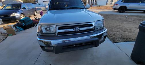 2000 Toyota 4Runner SR5