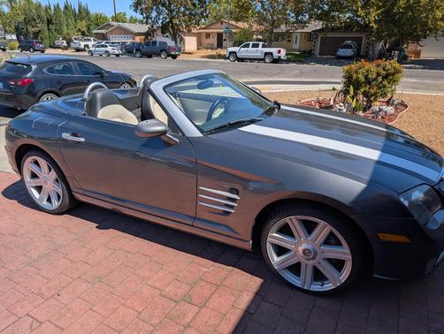 Gray 2005 Chrysler Crossfire Limited
