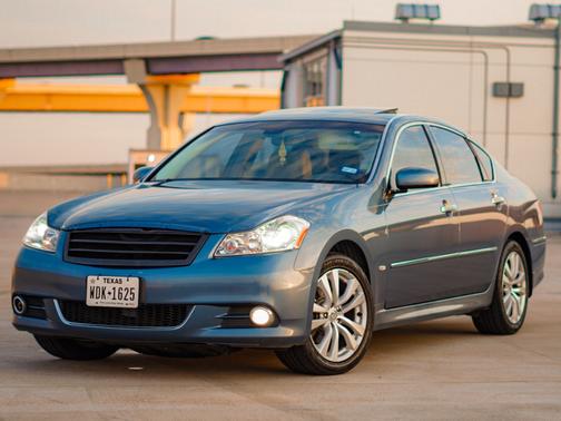 2009 INFINITI M35 x
