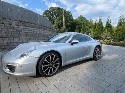 Silver 2014 Porsche 911 911 Carrera