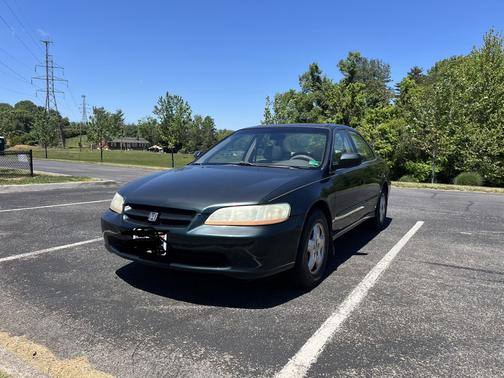 Green 2000 Honda Accord EX-L