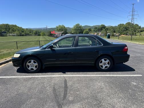 Green 2000 Honda Accord EX-L