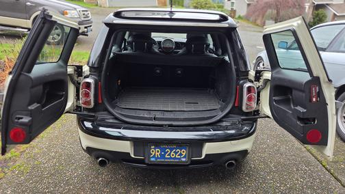 2011 MINI Cooper S Clubman Base