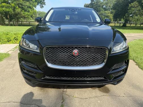 Black 2018 Jaguar F-PACE 20d Premium