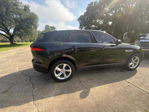 Black 2018 Jaguar F-PACE 20d Premium