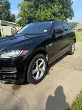 Black 2018 Jaguar F-PACE 20d Premium