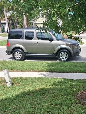 Gray 2008 Honda Element EX