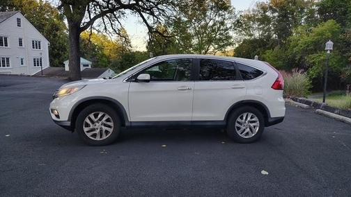 White 2016 Honda CR-V EX