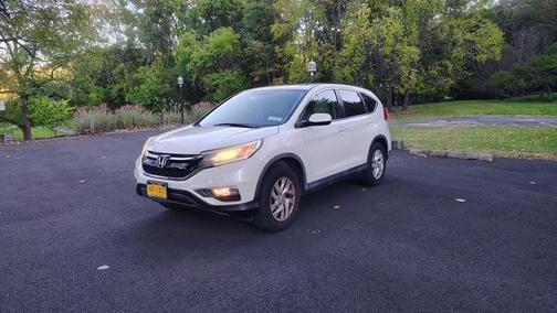 White 2016 Honda CR-V EX