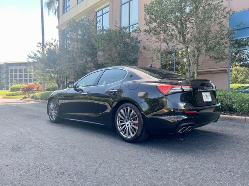 2022 Maserati Ghibli Modena