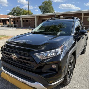 2019 Toyota RAV4 Adventure