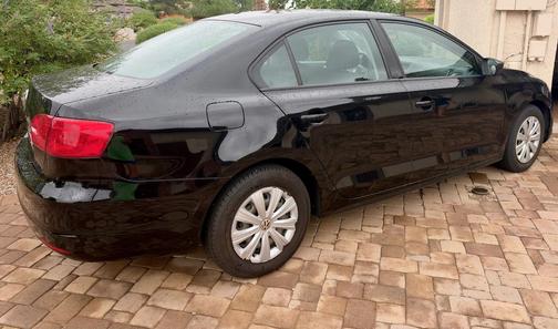 Black 2011 Volkswagen Jetta S
