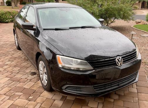 Black 2011 Volkswagen Jetta S