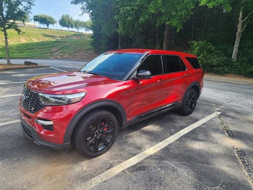 2022 Ford Explorer ST