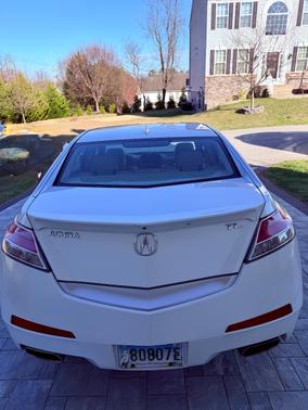 2011 Acura TL Technology