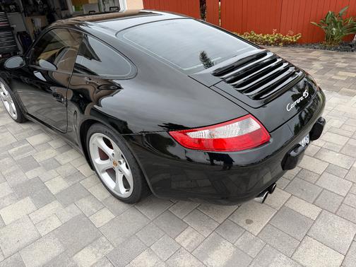 Black 2006 Porsche 911 911 Carrera 4S