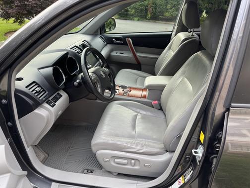 2010 Toyota Highlander Limited