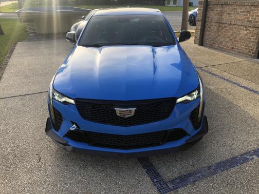 Photo 1 of 6 of 2022 Cadillac CT4-V V-Series Blackwing