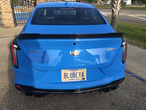 Photo 4 of 6 of 2022 Cadillac CT4-V V-Series Blackwing