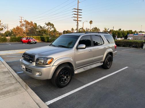 2005 Toyota Sequoia Limited