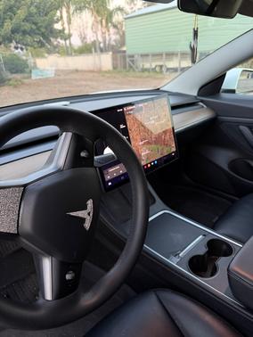 White 2021 Tesla Model 3 Standard Range Plus