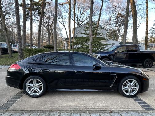 2014 Porsche Panamera 4