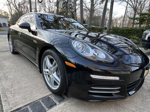 2014 Porsche Panamera 4