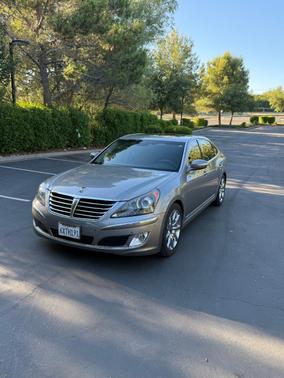 Silver 2013 Hyundai Equus Signature