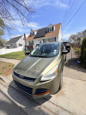 Green 2013 Ford Escape S