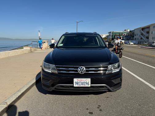 2021 Volkswagen Tiguan 2.0T SE R-Line Black