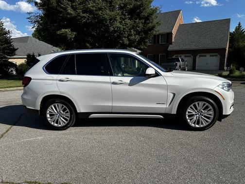 White 2017 BMW X5 xDrive35i