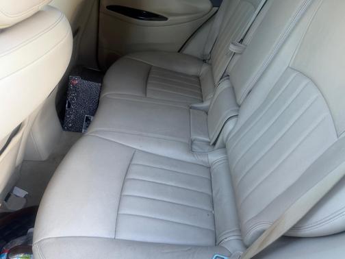 White 2008 INFINITI EX35 Journey