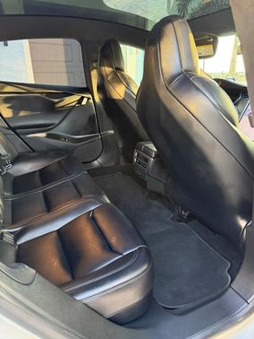 2018 Tesla Model S 75D